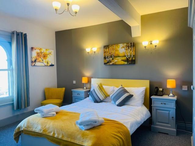 The Swan Hotel ウェイドブリッジ エクステリア 写真