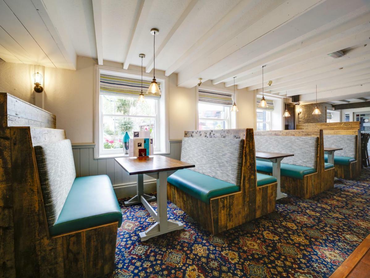 The Swan Hotel ウェイドブリッジ エクステリア 写真
